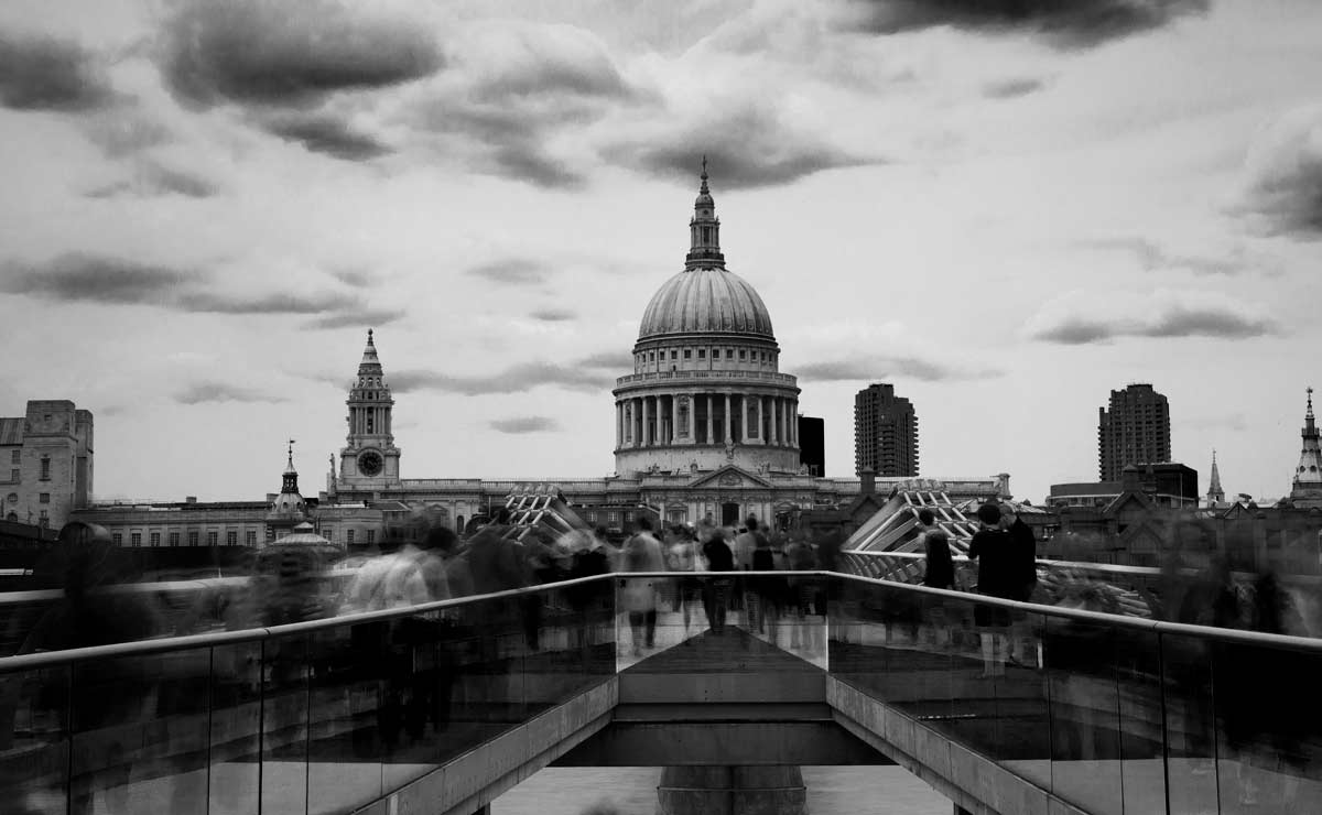 St Pauls cathedral by photographer Del Manning