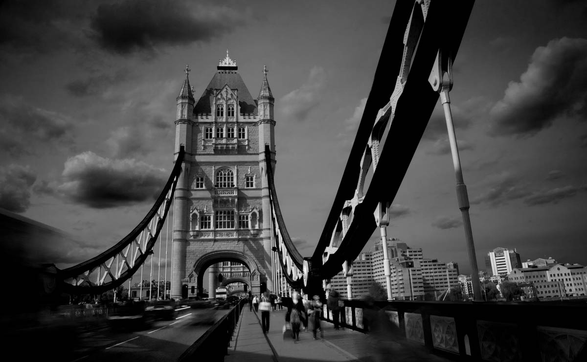 Tower Bridge by photographer Del Manning